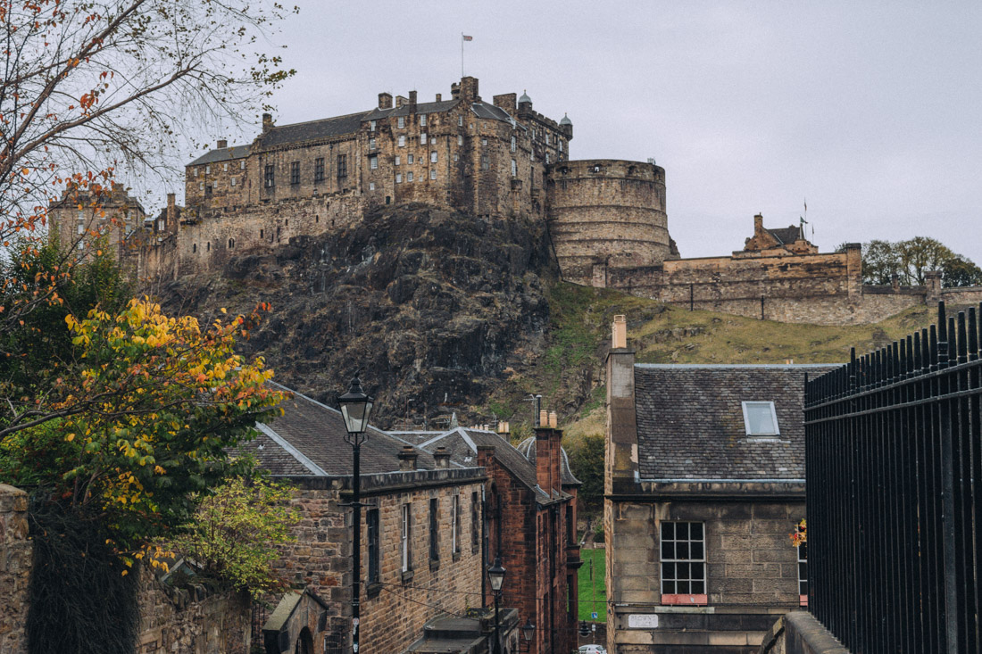 hag-edinburgh-local-tourist-1105-8